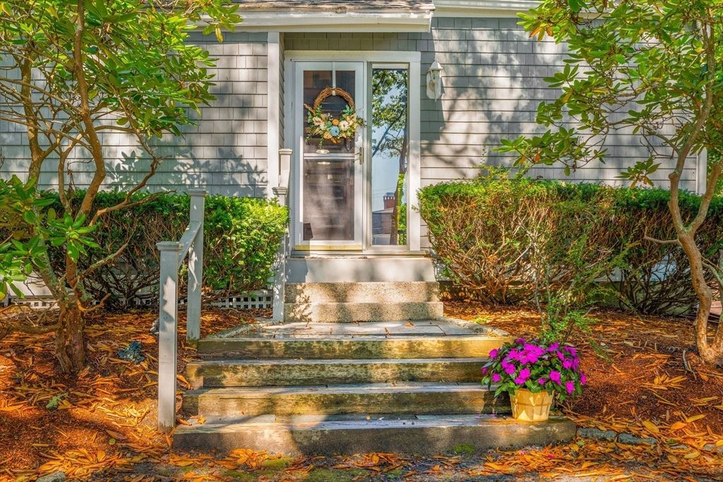 Picture 4: 35 Waterway, Mashpee, MA 02649