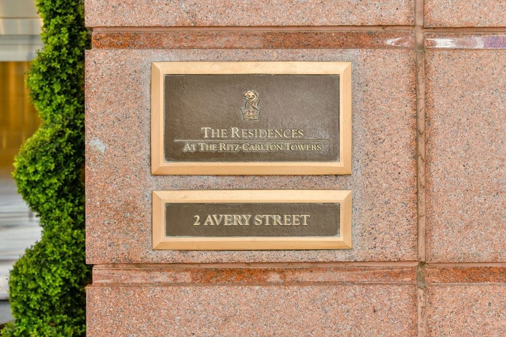 Picture 18: 2 Avery PH  3C, Boston, MA 02111