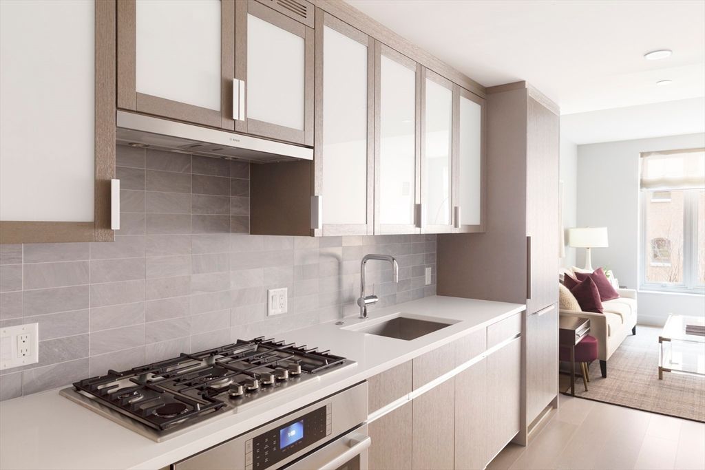 Picture 23: 100 Lovejoy Wharf 7P, Boston, MA 02114