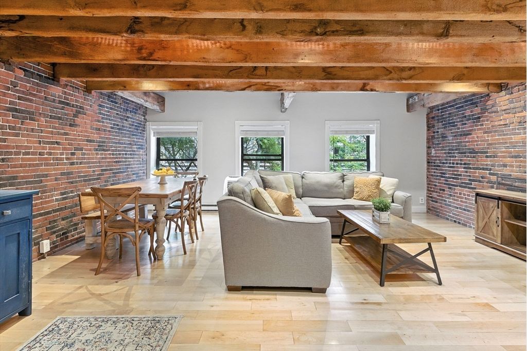 Picture 38: 110-112 Commercial St 5, Boston, MA 02109