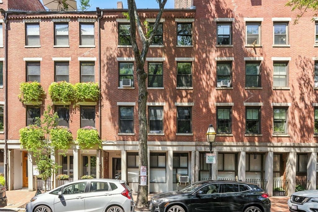 Picture 38: 110-112 Commercial St 5, Boston, MA 02109