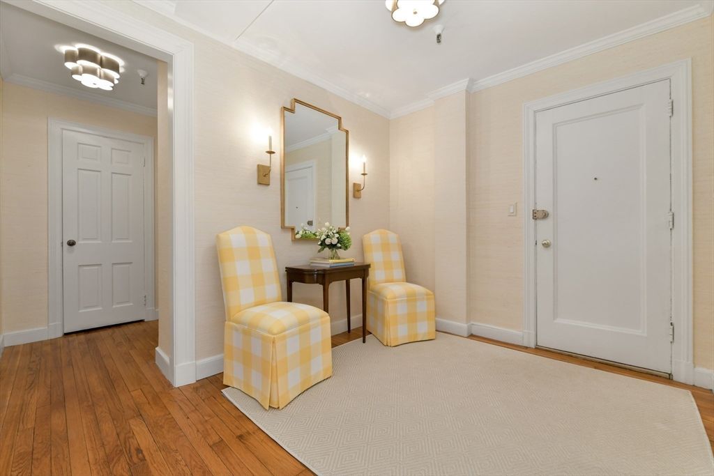 Picture 15: 255 Beacon St 1, Boston, MA 02116