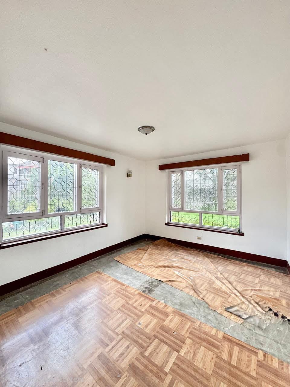 Commercial House For Rent At Kupondole