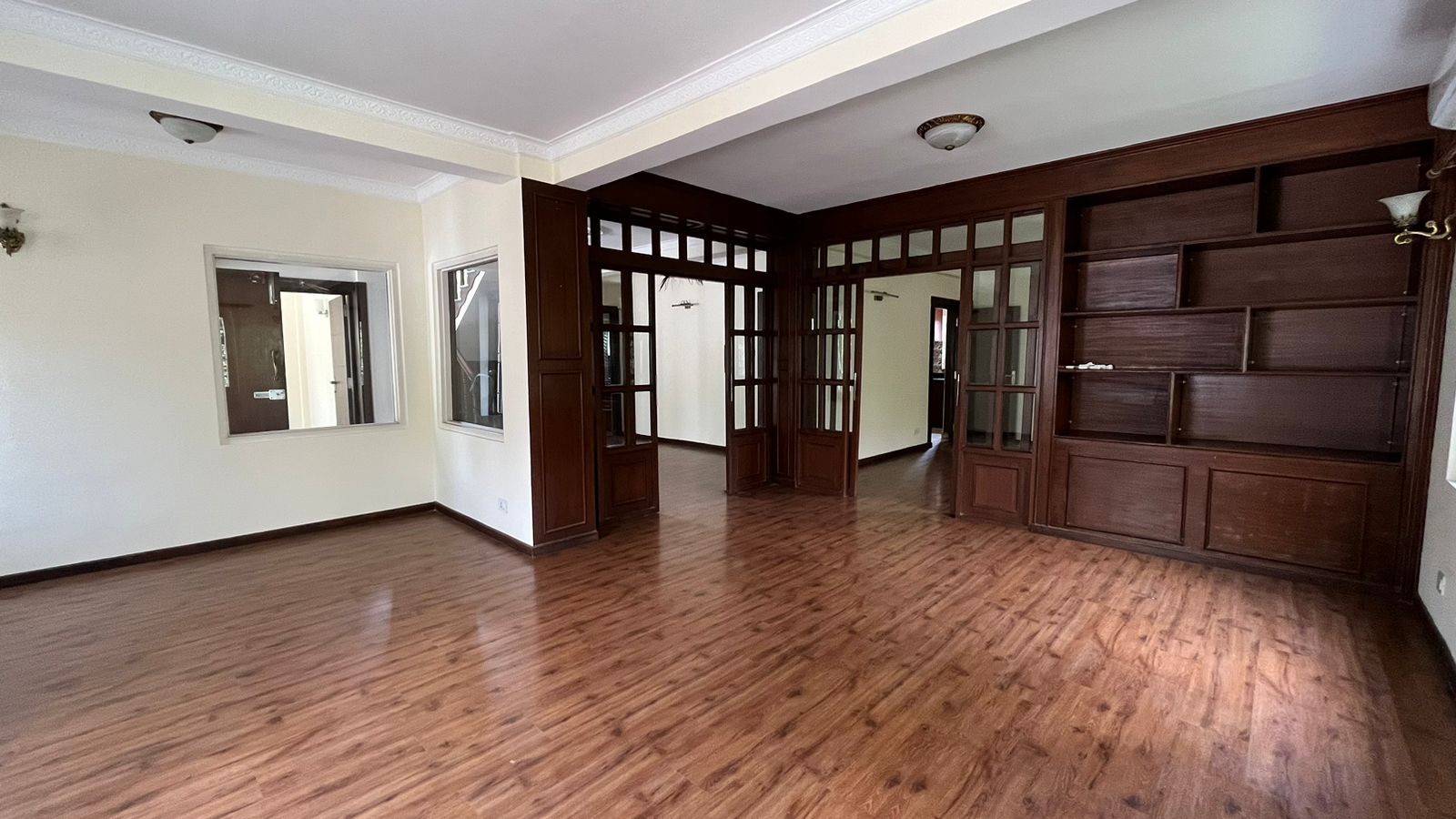 5 BHK House For Rent In Chundevi