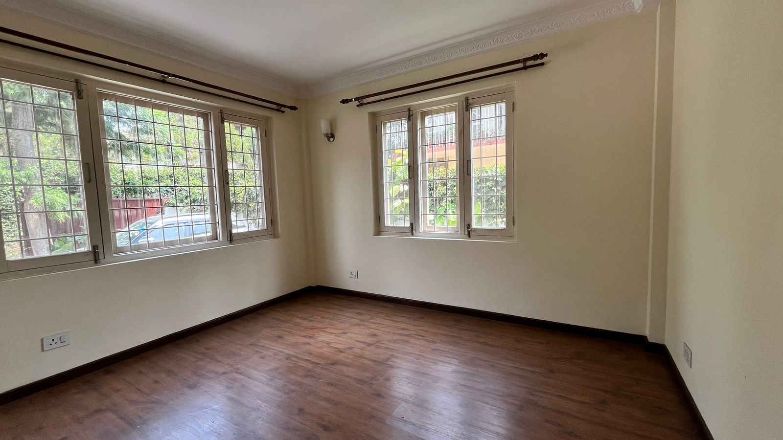5 BHK House For Rent In Chundevi