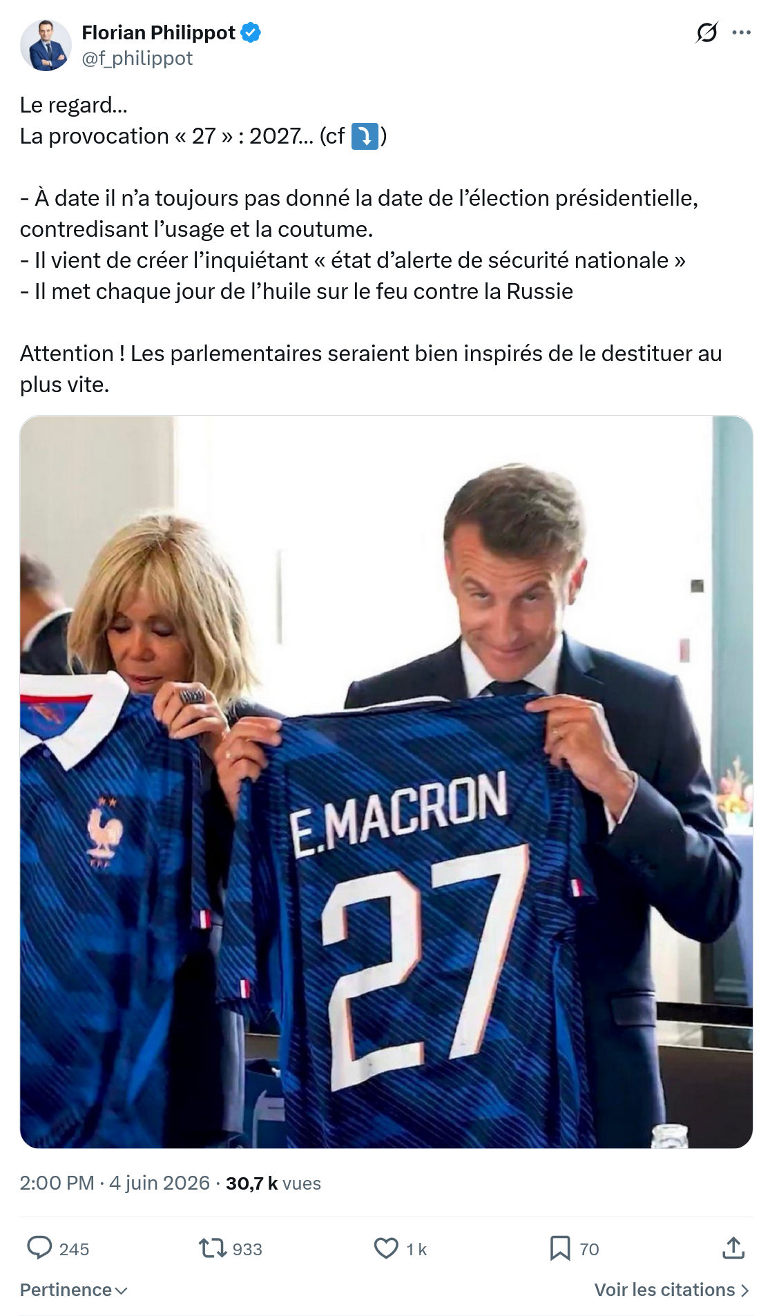 Florian Philippot: Le regard…