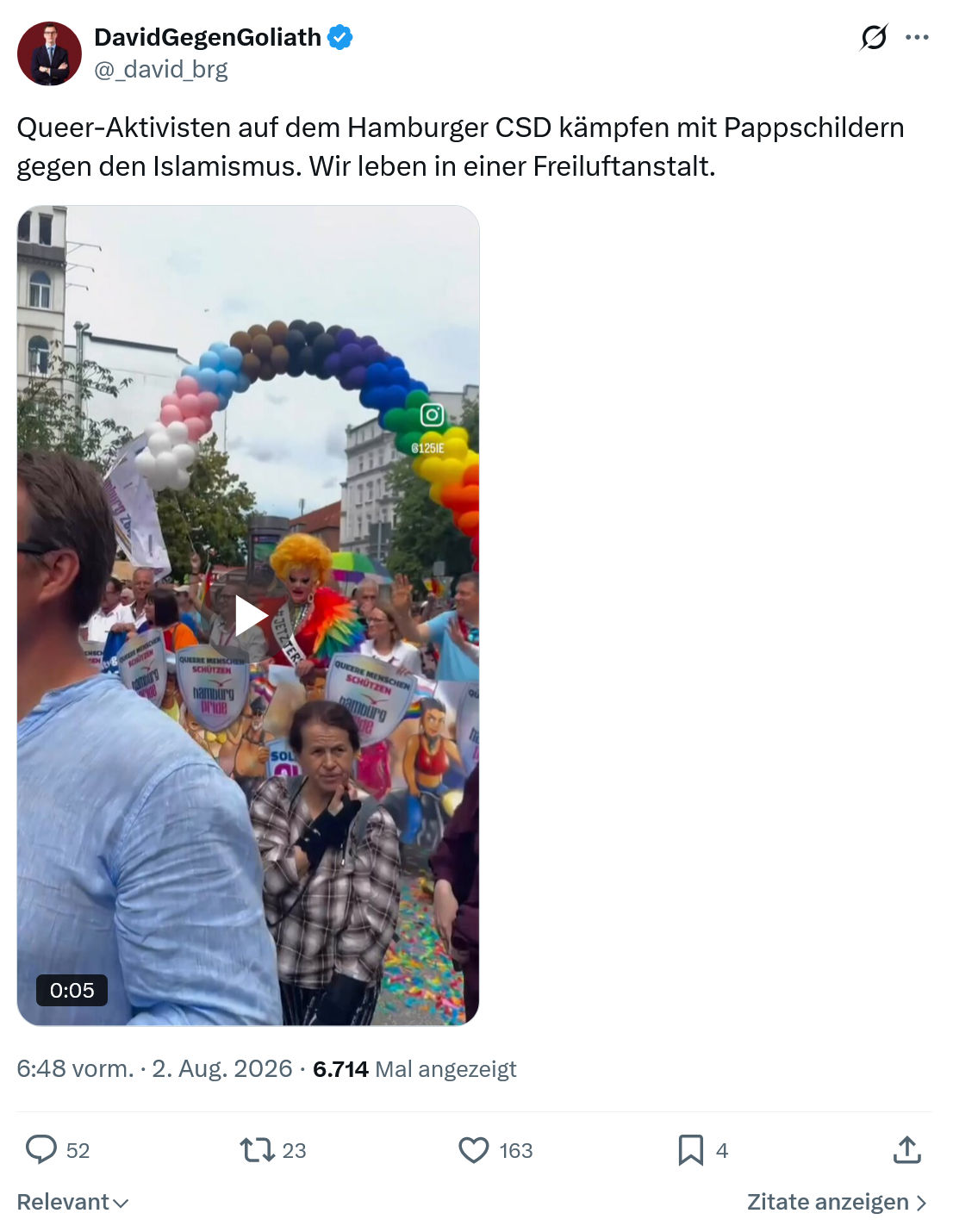 David Gegen Goliath: Queer-Aktivisten auf dem Hamburger...