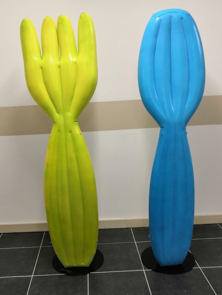 plv geante couteau fourchette gonflable