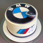 Торт "BMW"