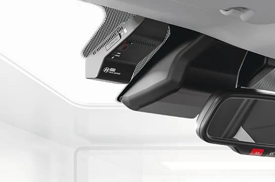 Factory-Fitted Dual Dashcam with Front & Cabin Road Recording