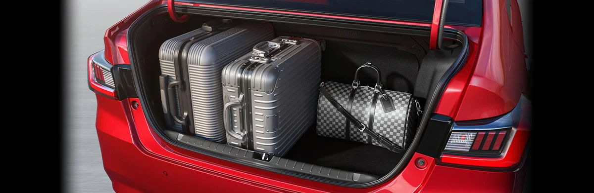 Class-Leading 416-Litre Luggage Trunk