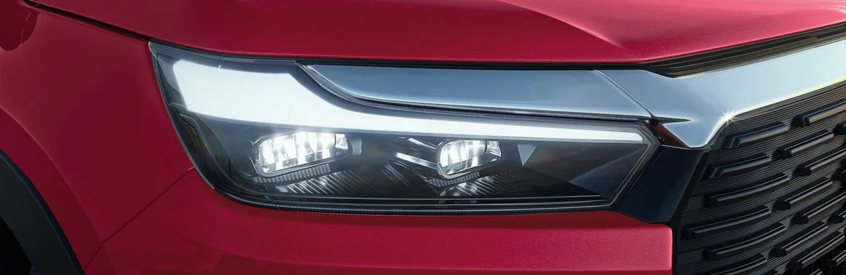 Full LED Projector Headlamps with DRLs