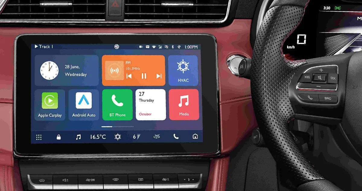 10.1-inch HD Infotainment with Wireless CarPlay