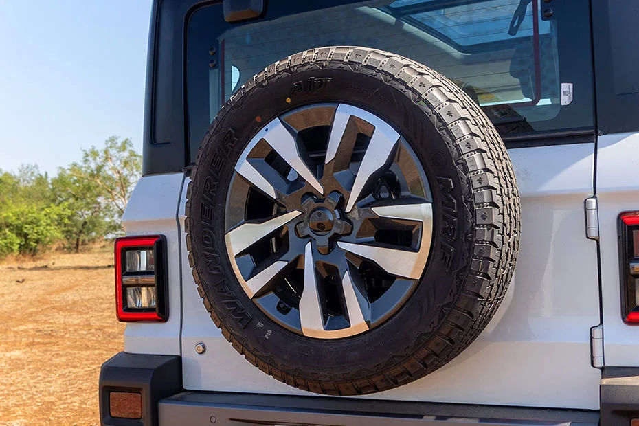 Signature Tailgate-Mounted Full-Size 19-inch Spare Alloy Wheel with High-Mount Brake Lamp