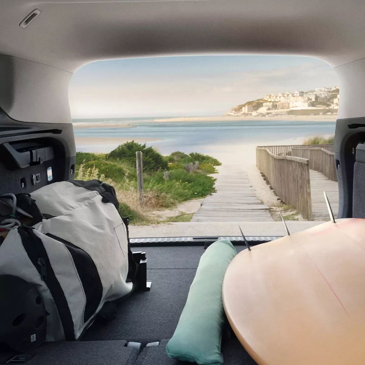 345-Litre Boot Space Expandable up to 1,905 Litres