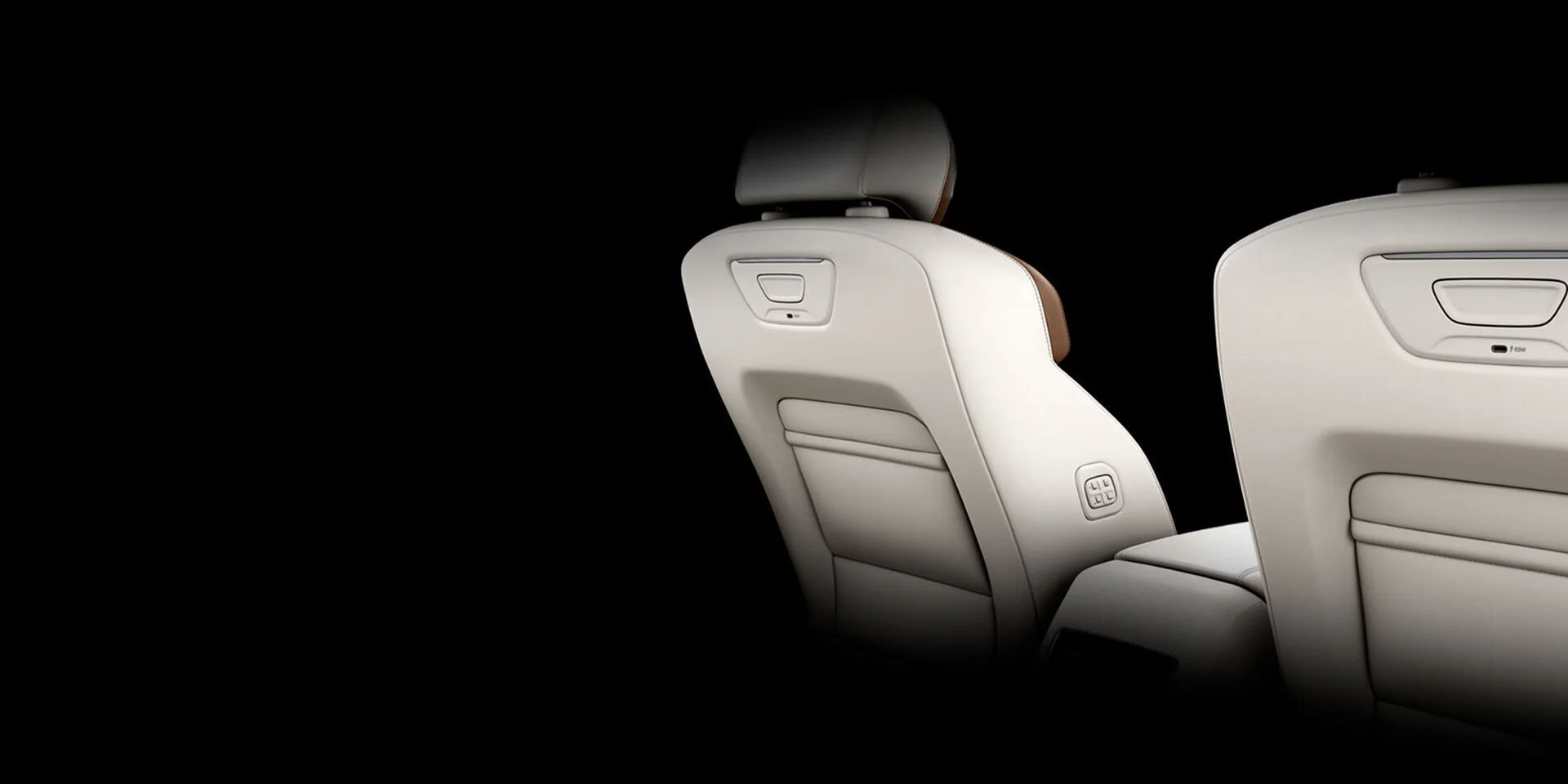 6-Way Powered Driver & Co-Driver Seats with Memory Presets & 4-Way Executive Boss Mode