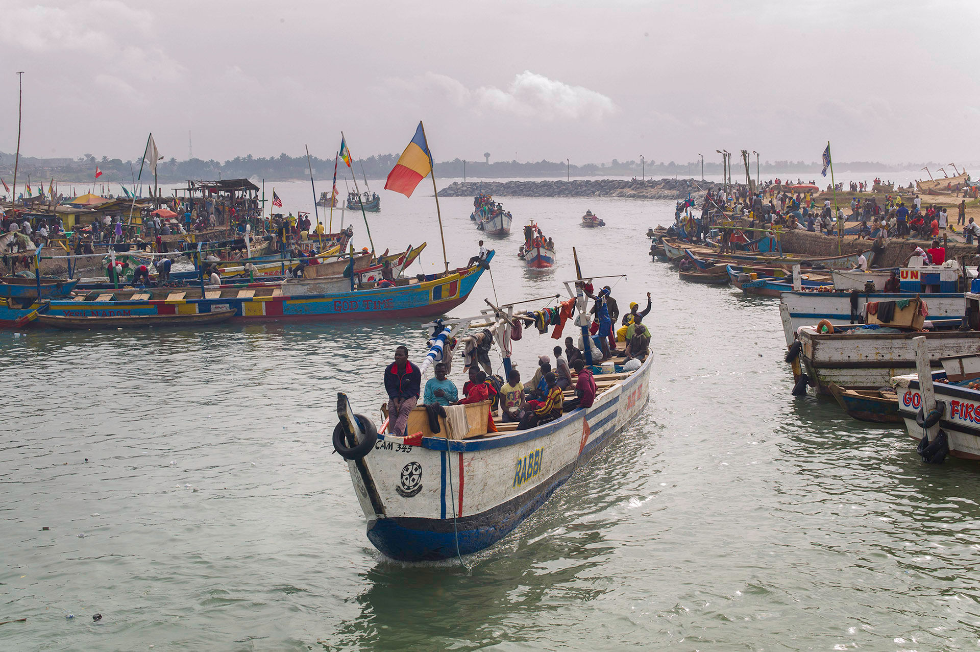 Elmina Morning Boats Returning 3