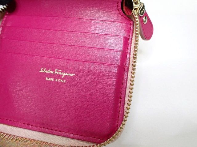 Newஐ⋆*ふりふりクロス・アンティークのモノグラム入り