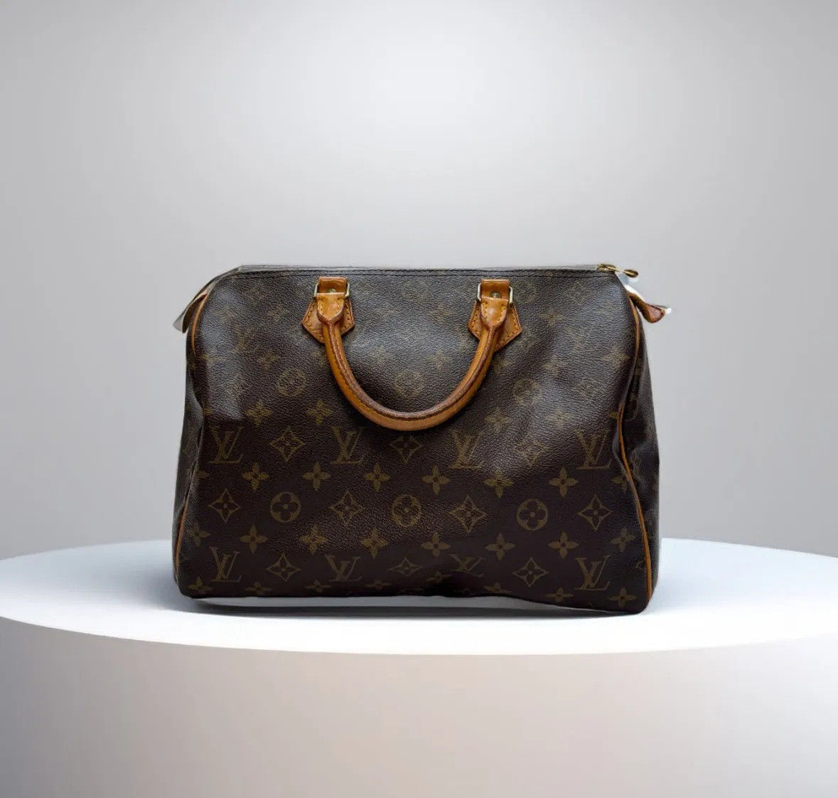 Brand Auction | BEST IN THE WORLD