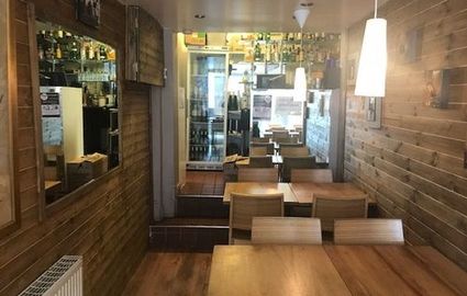 London Properties Are Pleased To Offer To The Market This Well Established Thai Restaurant Situated Just Off The High Street In Central St Albans, Immediately Adjacent To The Cathedral 