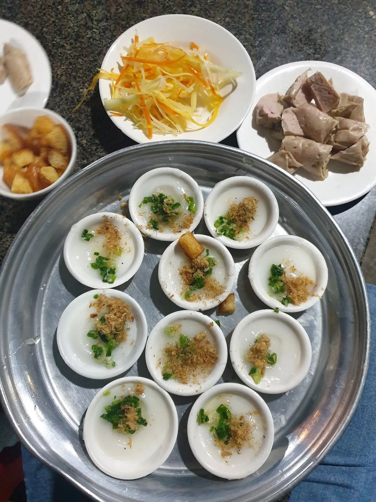 San banh — banh dap and banh cuon — reference photo 3