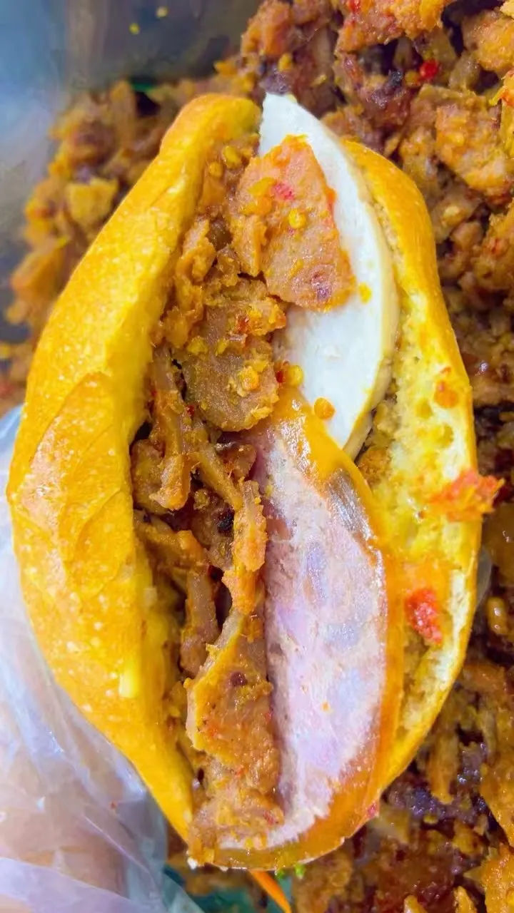 Banh mi Ngan Huong — reference photo 2