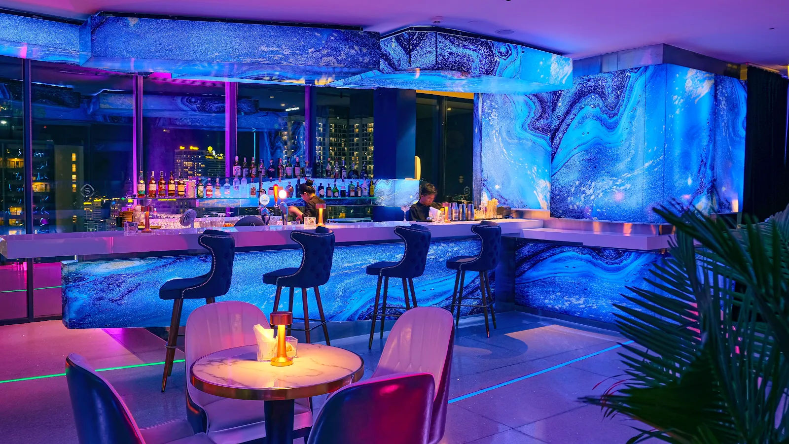 Altitude Rooftop Bar — ảnh tham khảo 3