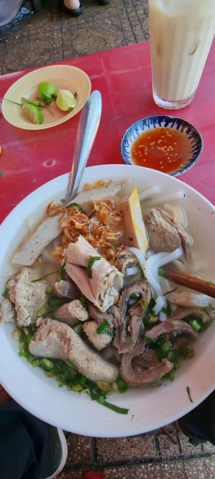 Bánh canh lòng cá Trần Văn Ơn — ảnh tham khảo 2
