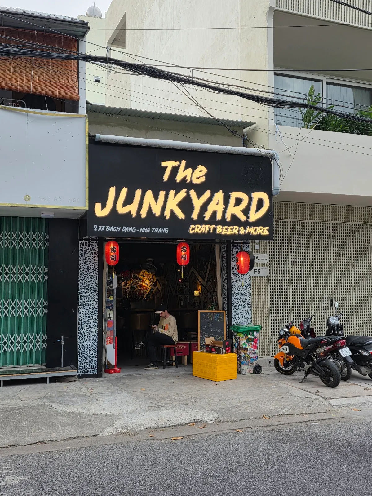 The Junkyard — ảnh tham khảo 1