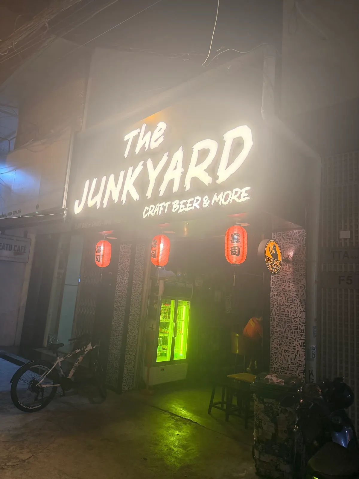 The Junkyard — ảnh tham khảo 3