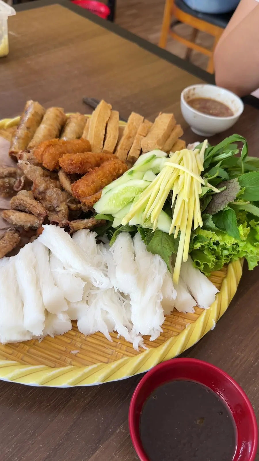 Mẹt Quán — Tố Hữu — ảnh tham khảo 2