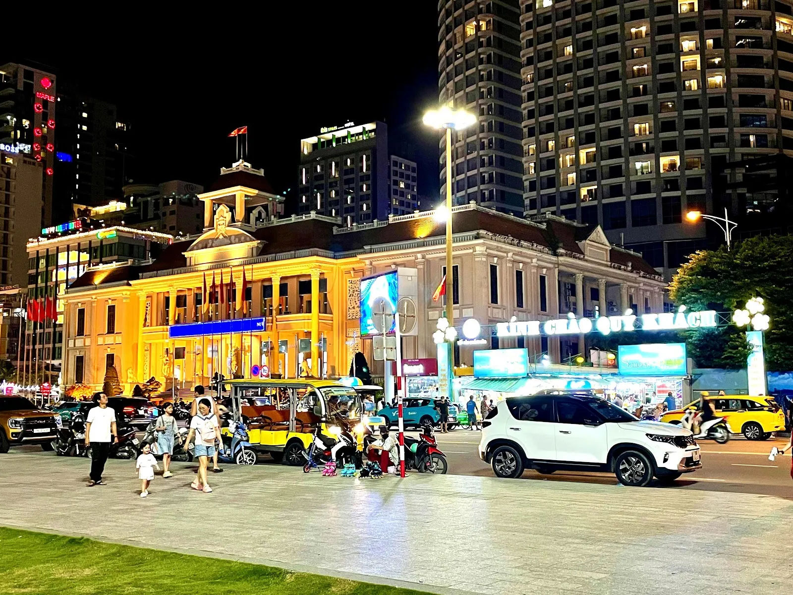 Chợ đêm Nha Trang — ảnh tham khảo 3