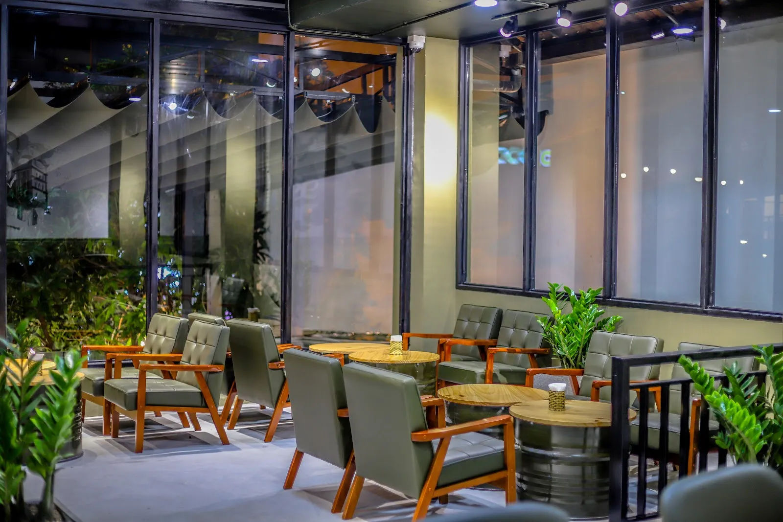 CCCP COFFEE HỒNG BÀNG — ảnh tham khảo 1