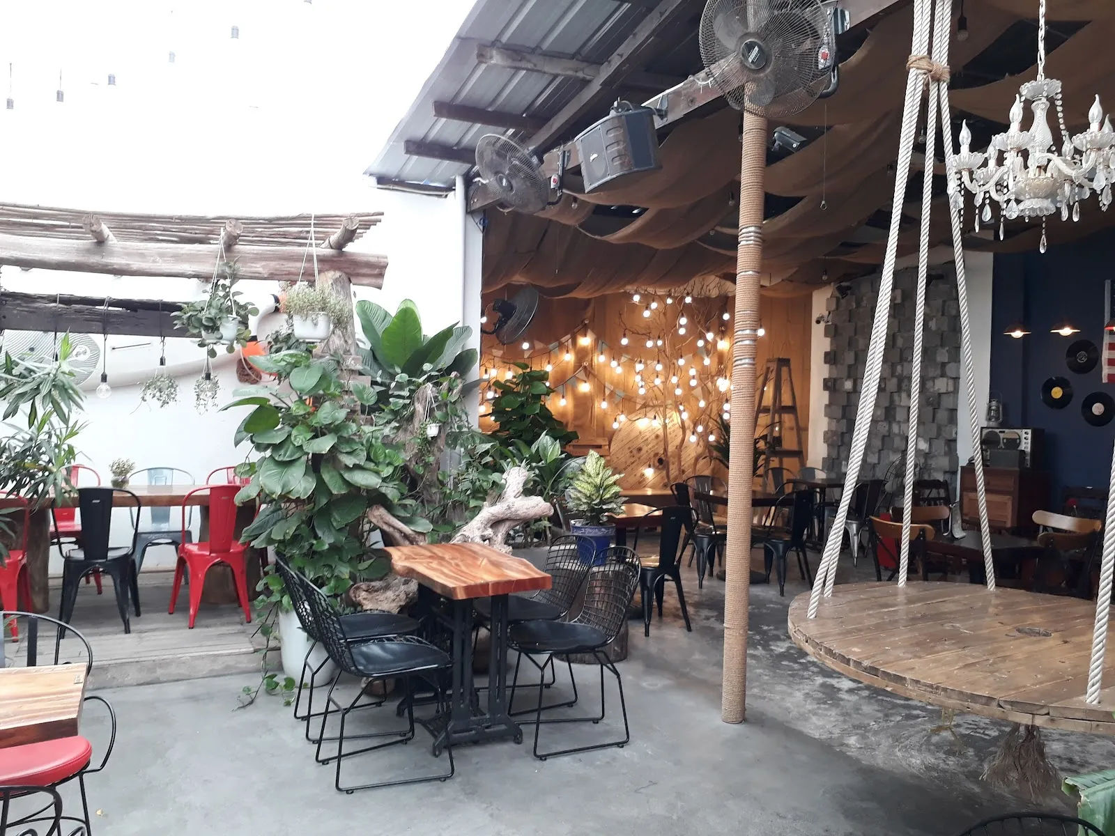 Tous Les Temps Tea & Coffee — ảnh tham khảo 1