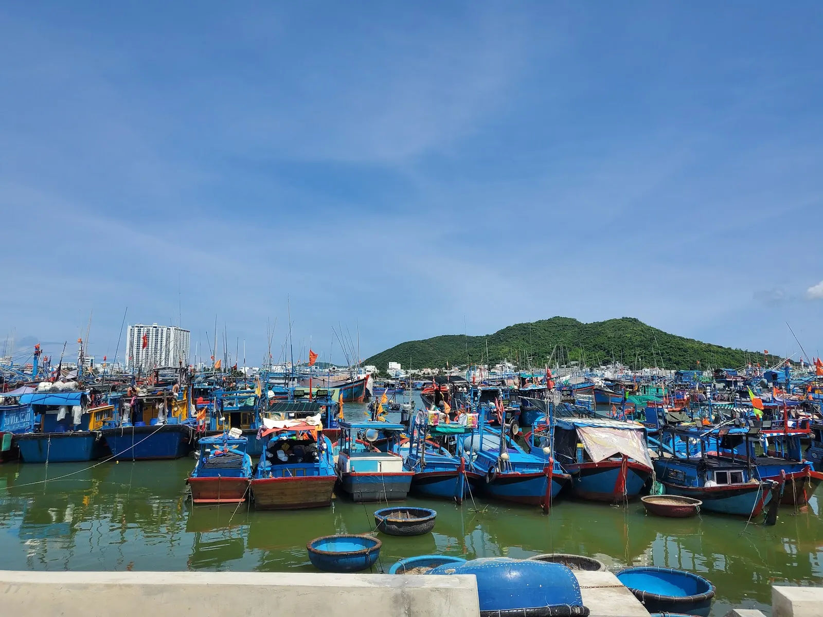 Chợ Hòn Rớ — ảnh tham khảo 3