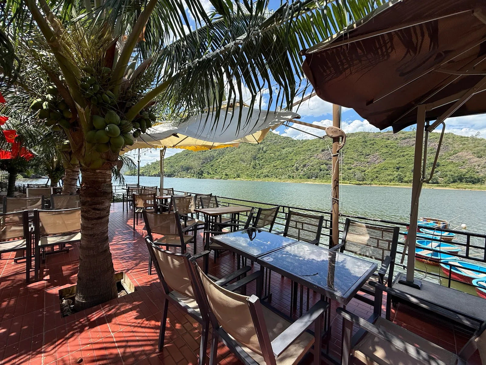 CoCo Cafe & Restaurant — ảnh tham khảo 3
