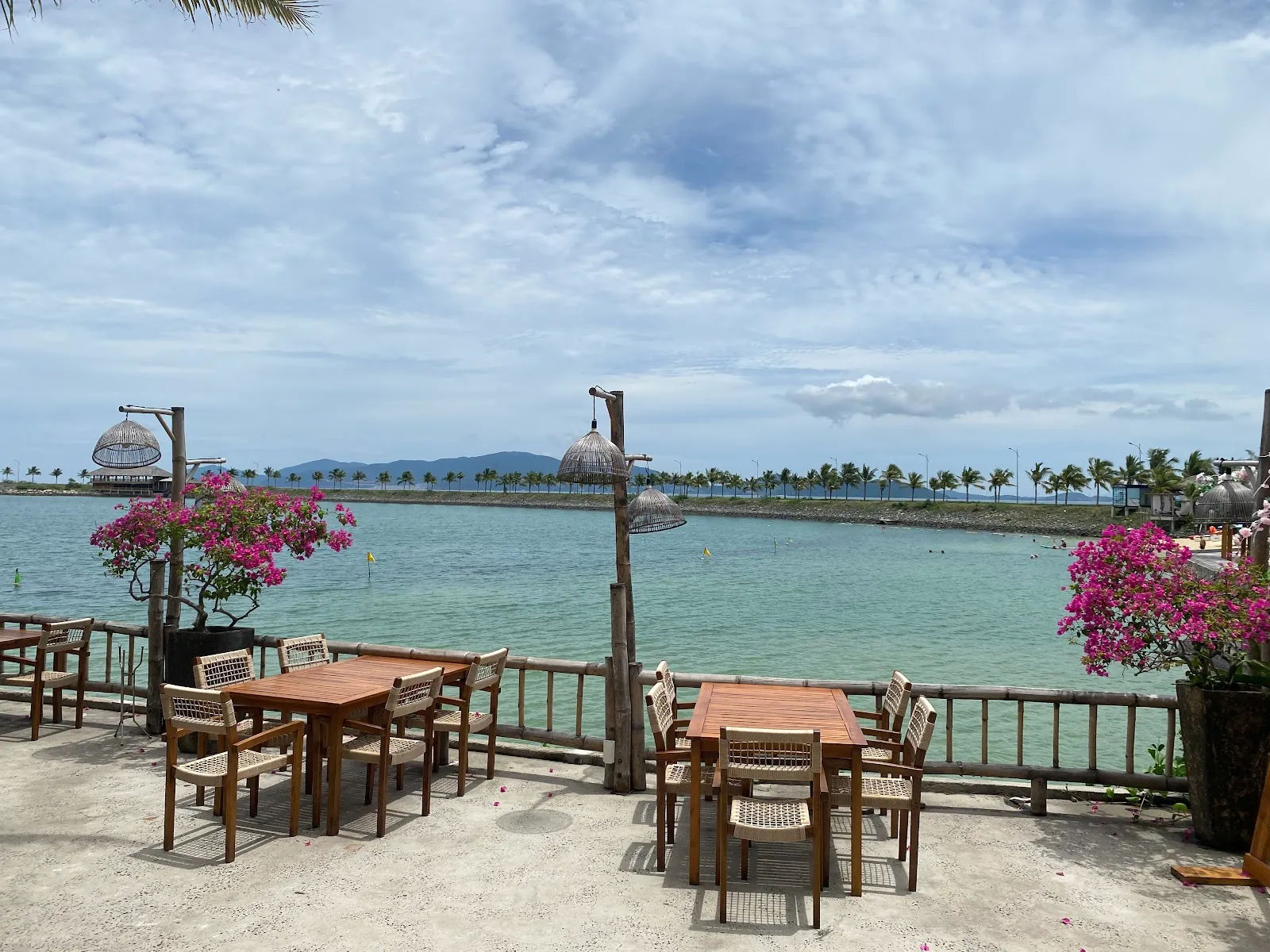 View Tỷ Đô Coffee — ảnh tham khảo 1