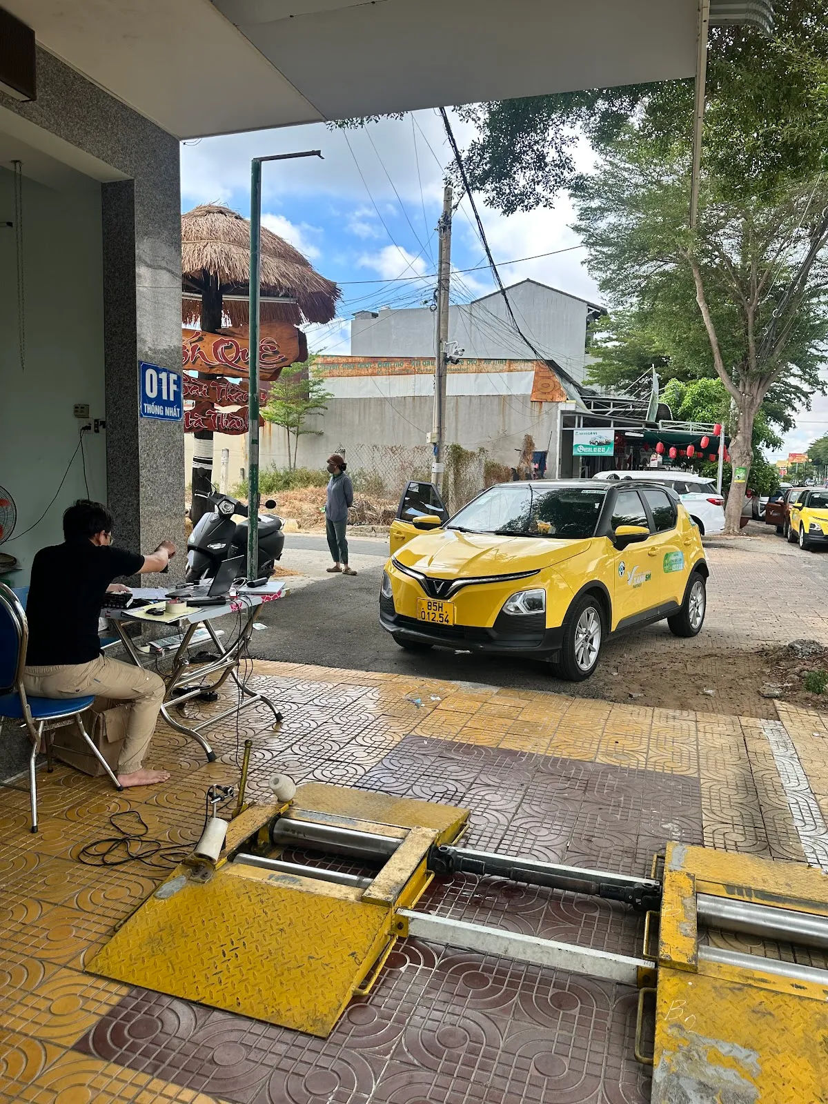 Taxi điện Lavi — ảnh tham khảo 3