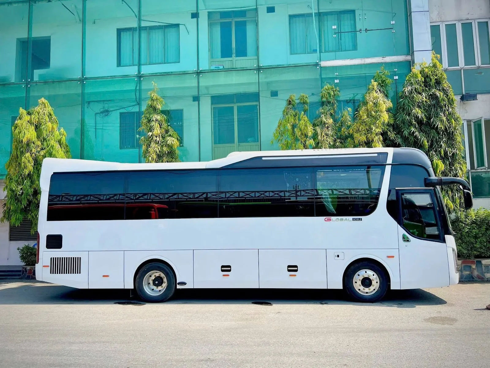 New Life Travel Cars — ảnh tham khảo 2