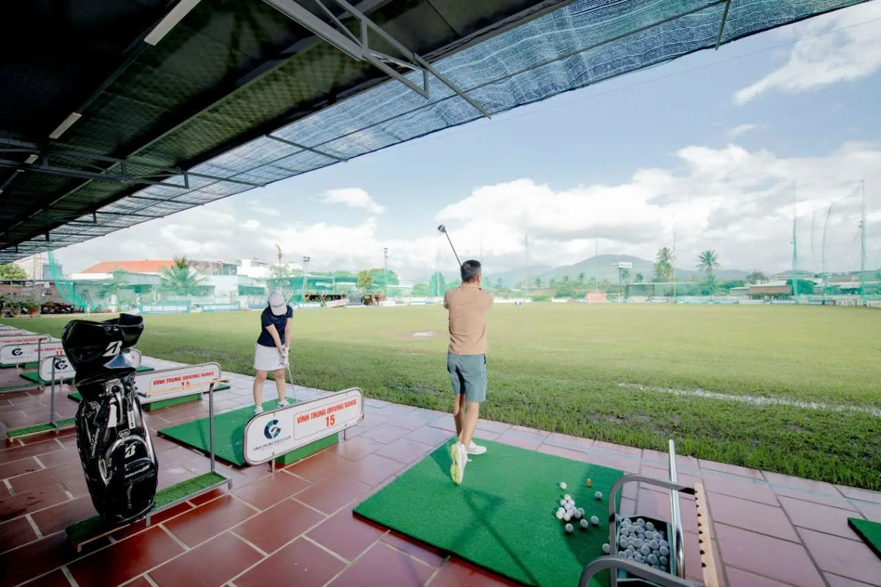 Vĩnh Trung Golf Club — Driving Range — ảnh tham khảo 1