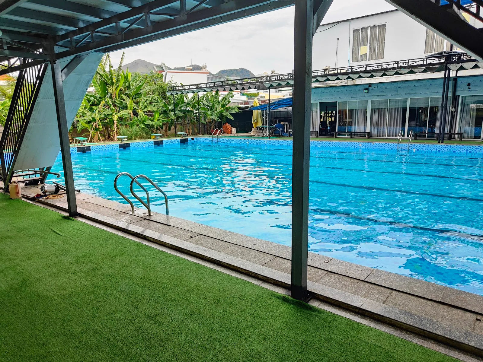 MH Nha Trang pool — reference photo 1
