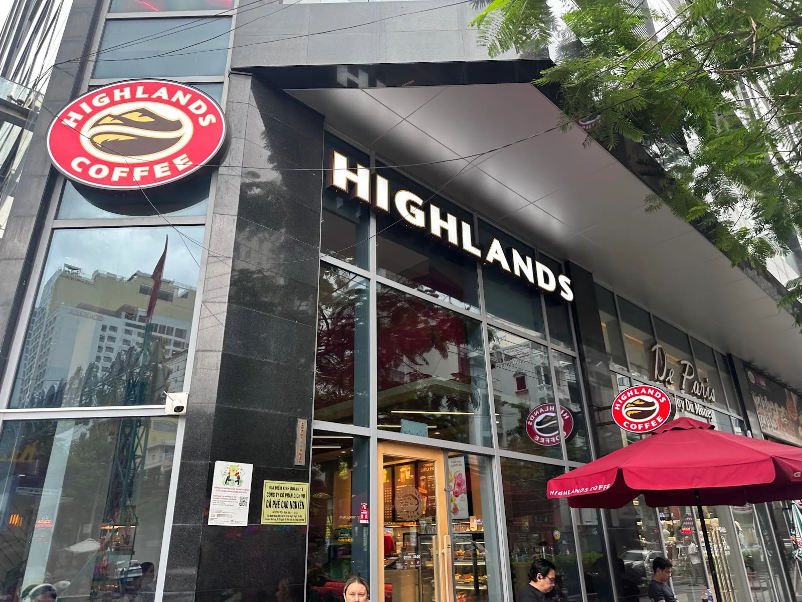Highlands Coffee — 02 Hùng Vương (Panorama) — ảnh tham khảo 1