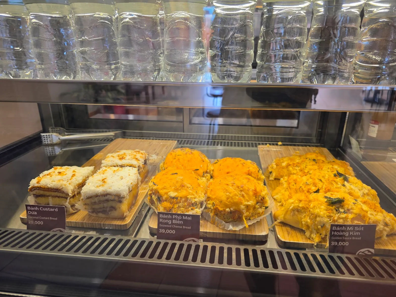 Highlands Coffee — 112 Hai Tháng Tư — ảnh tham khảo 3