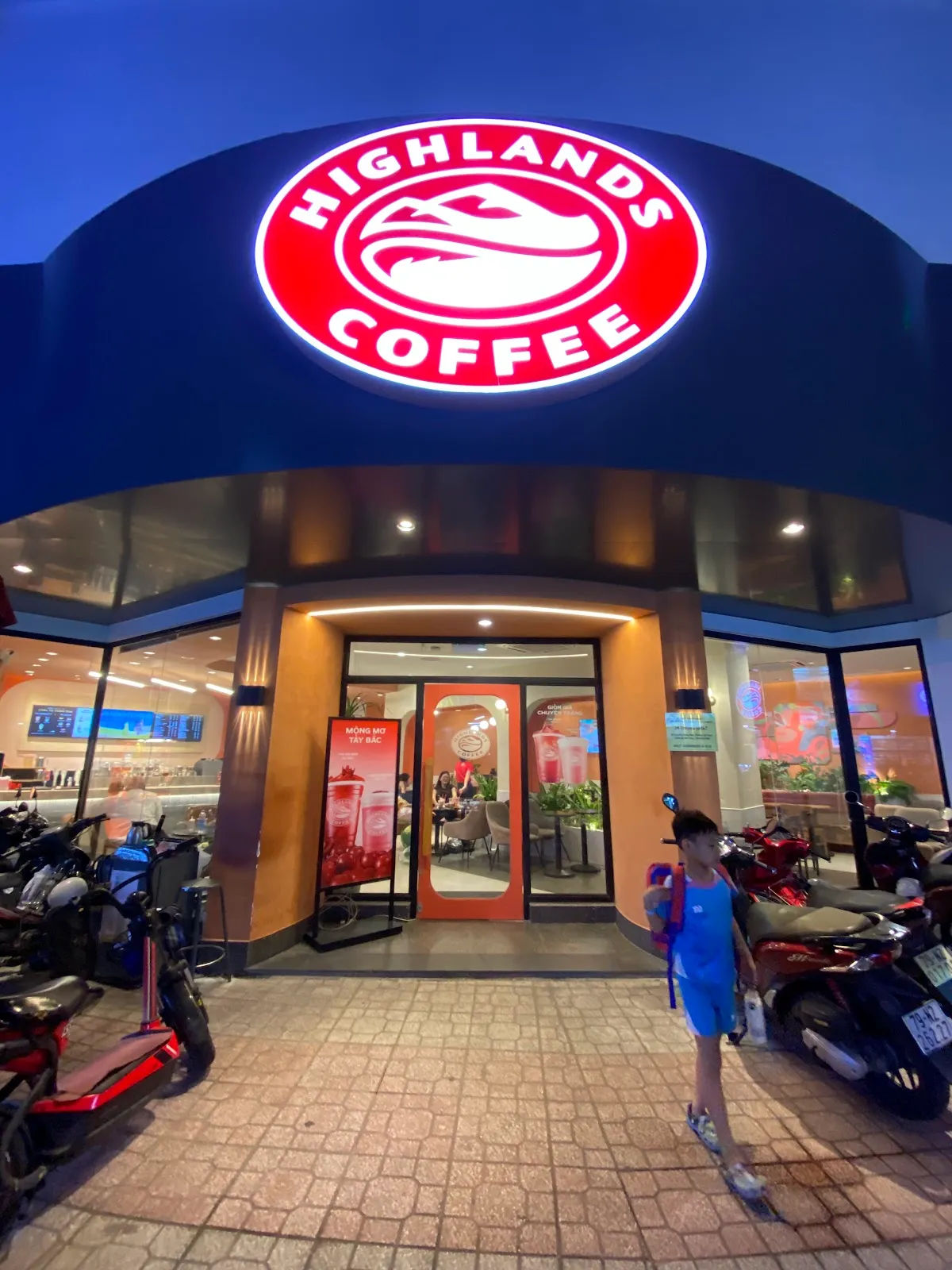 Highlands Coffee — 24 Thống Nhất — ảnh tham khảo 1