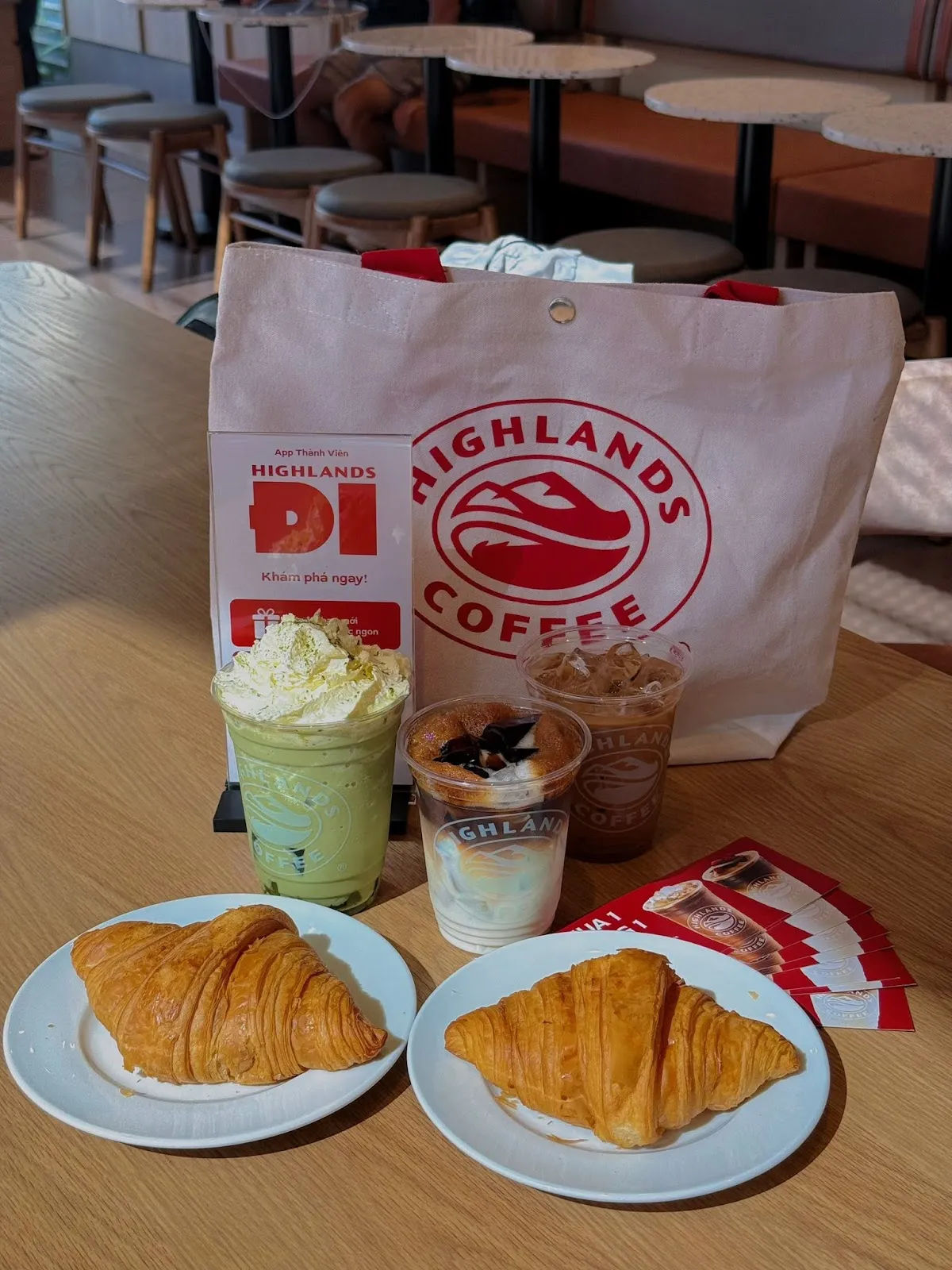 Highlands Coffee — 40 Trần Phú — ảnh tham khảo 3
