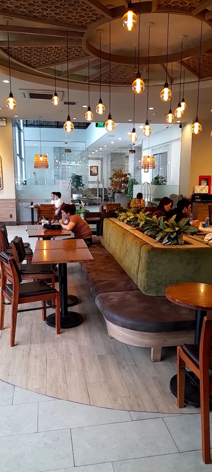 Highlands Coffee — 66 Quang Trung (Florida) — ảnh tham khảo 2