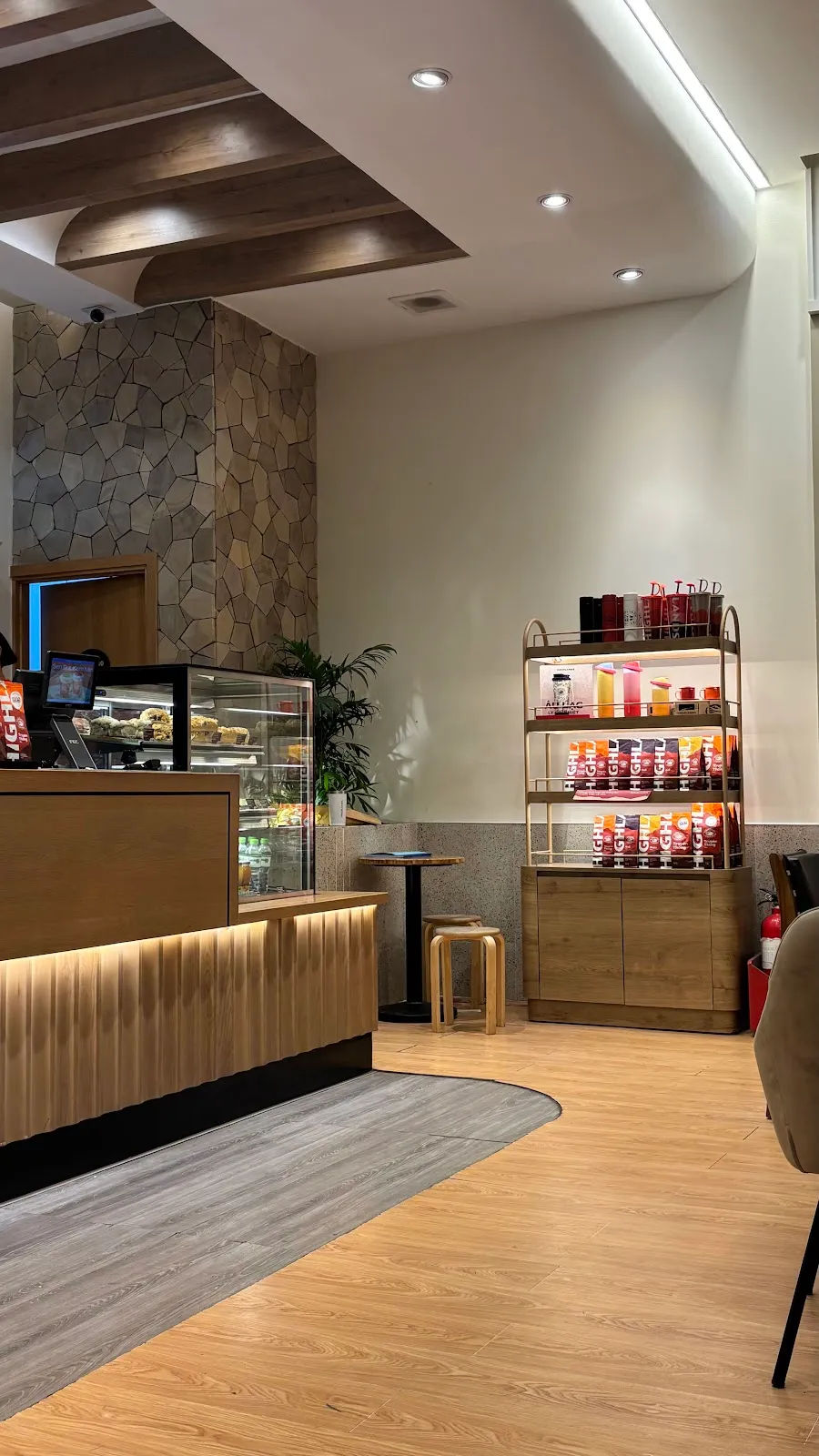 Highlands Coffee — VinWonders — ảnh tham khảo 2