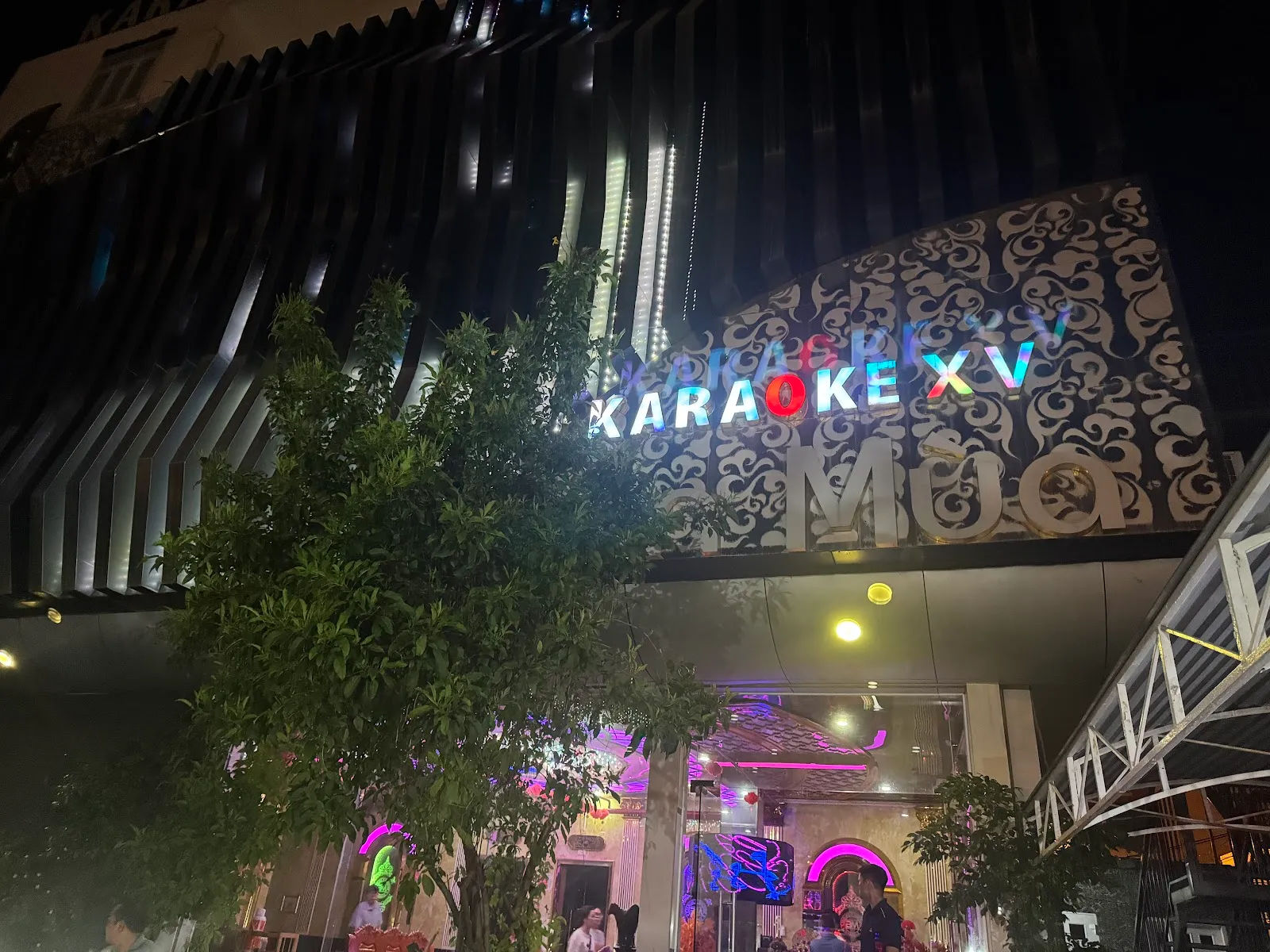 Karaoke XV Bốn Mùa — ảnh tham khảo 3