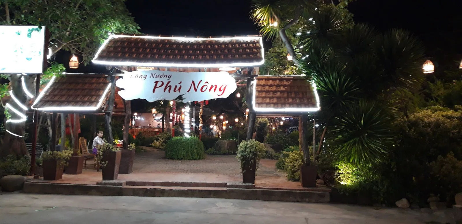 Làng nướng Phú Nông — ảnh tham khảo 1