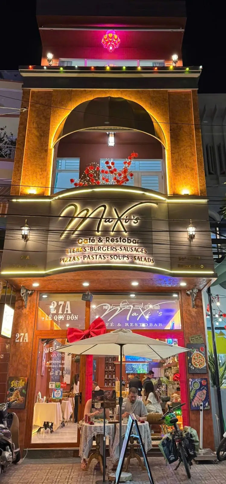 MaXi's 1 Steak & Pizza — ảnh tham khảo 1